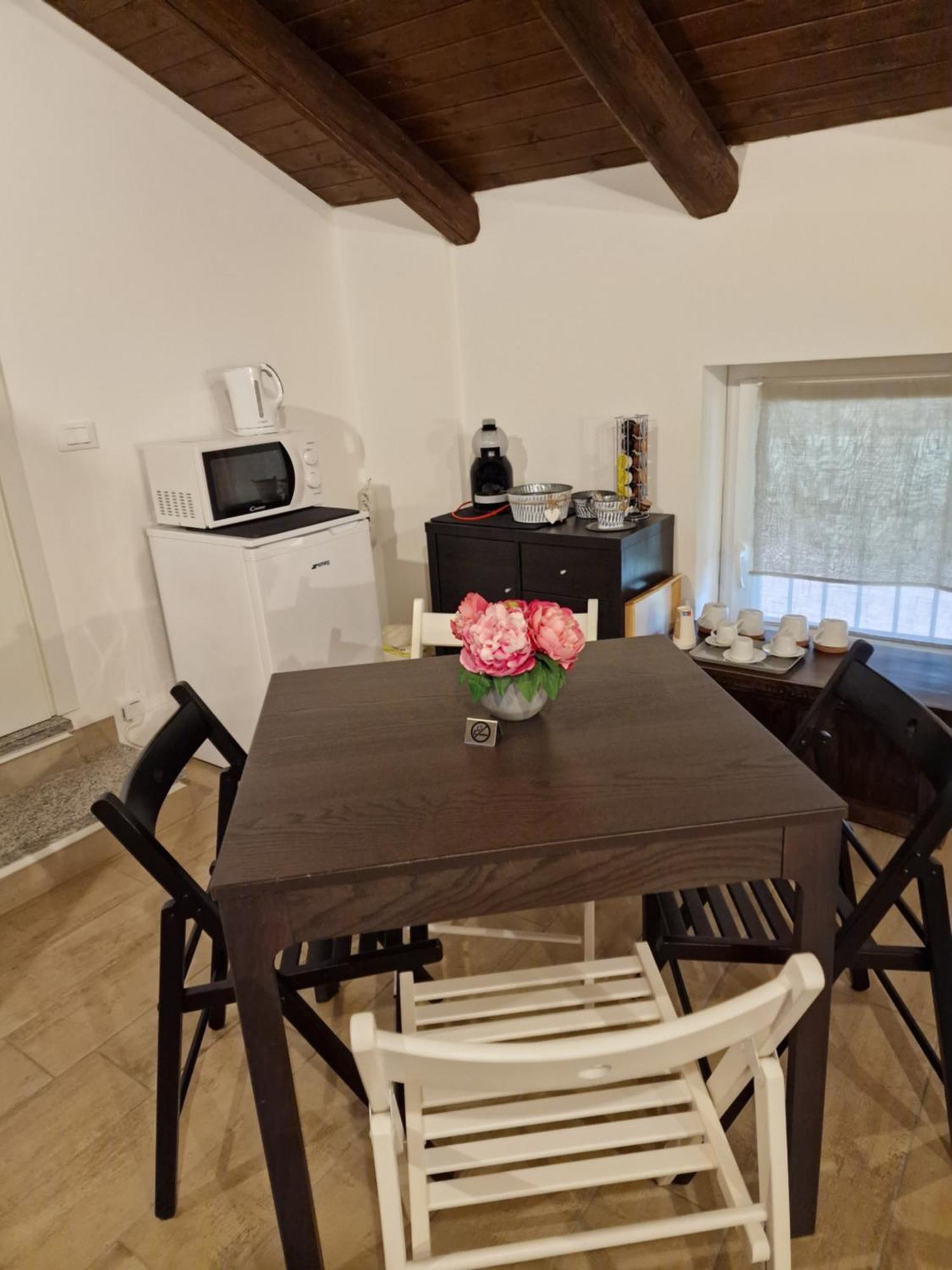 Bed and Breakfast La Tana Dei Corgi Moncrivello Номер фото