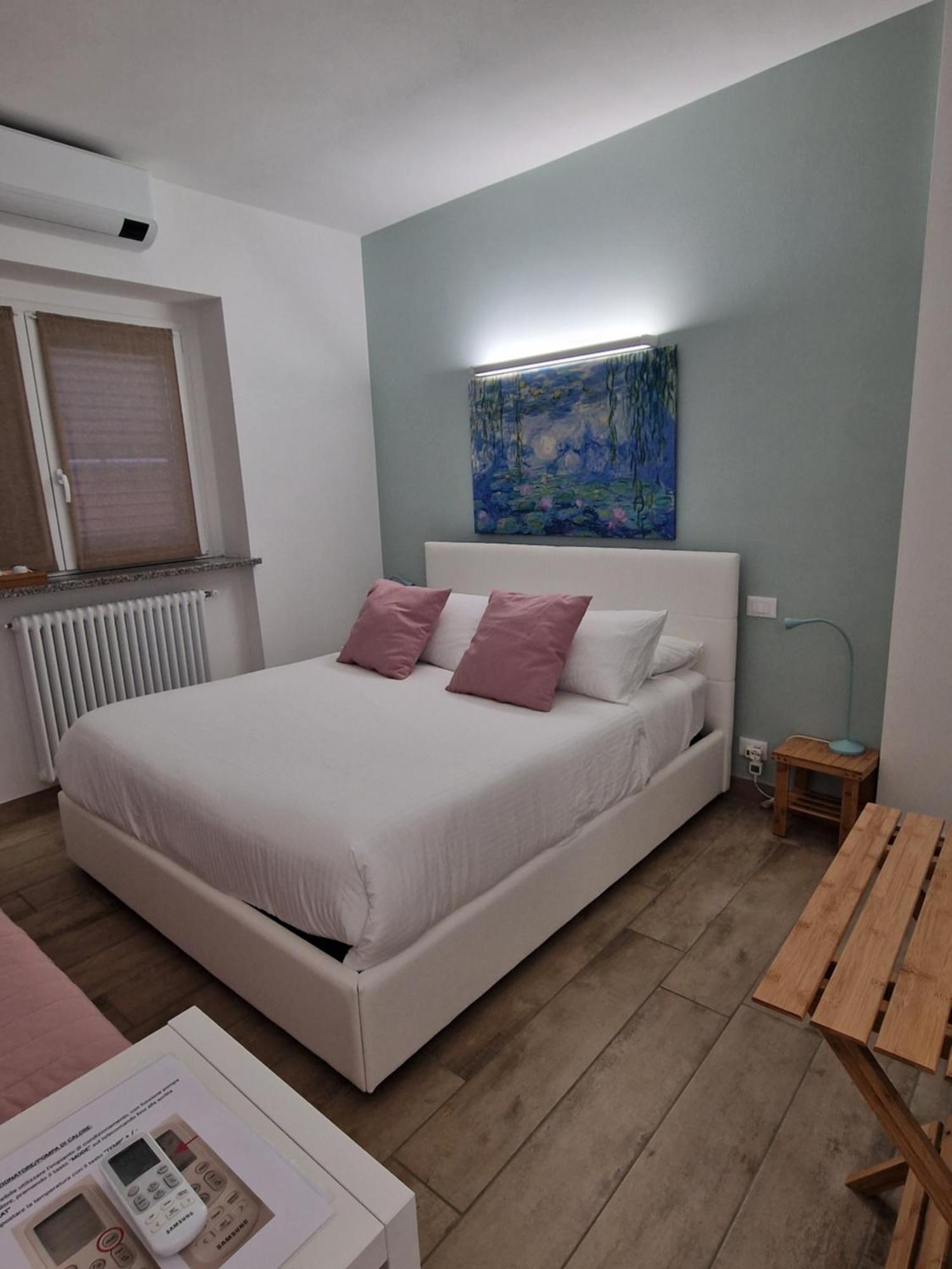 Bed and Breakfast La Tana Dei Corgi Moncrivello Номер фото